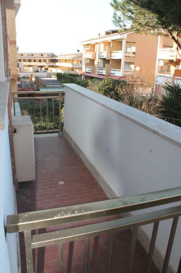 Casa Al Mare Apartment Torvaianica Exterior photo